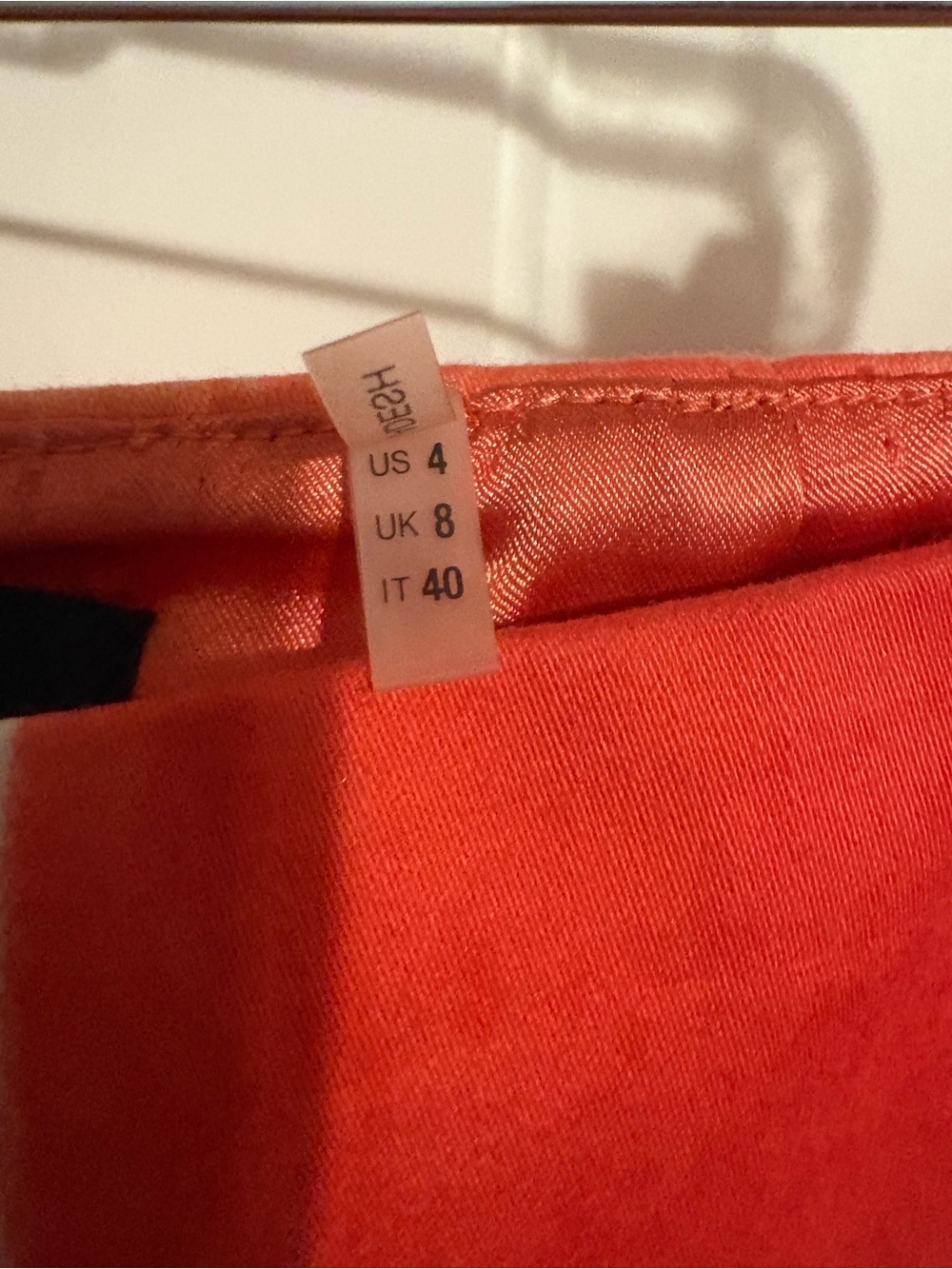 Tahari Behnaz White to Red Ombre Pencil Skirt - Picture 6 of 7